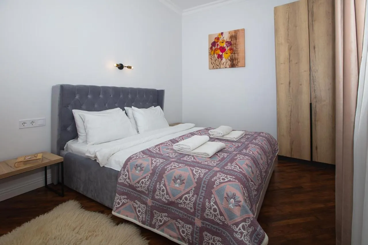 Friends House- Сучасні Апартаменти В Центрі Львова Apartment Lemberg
