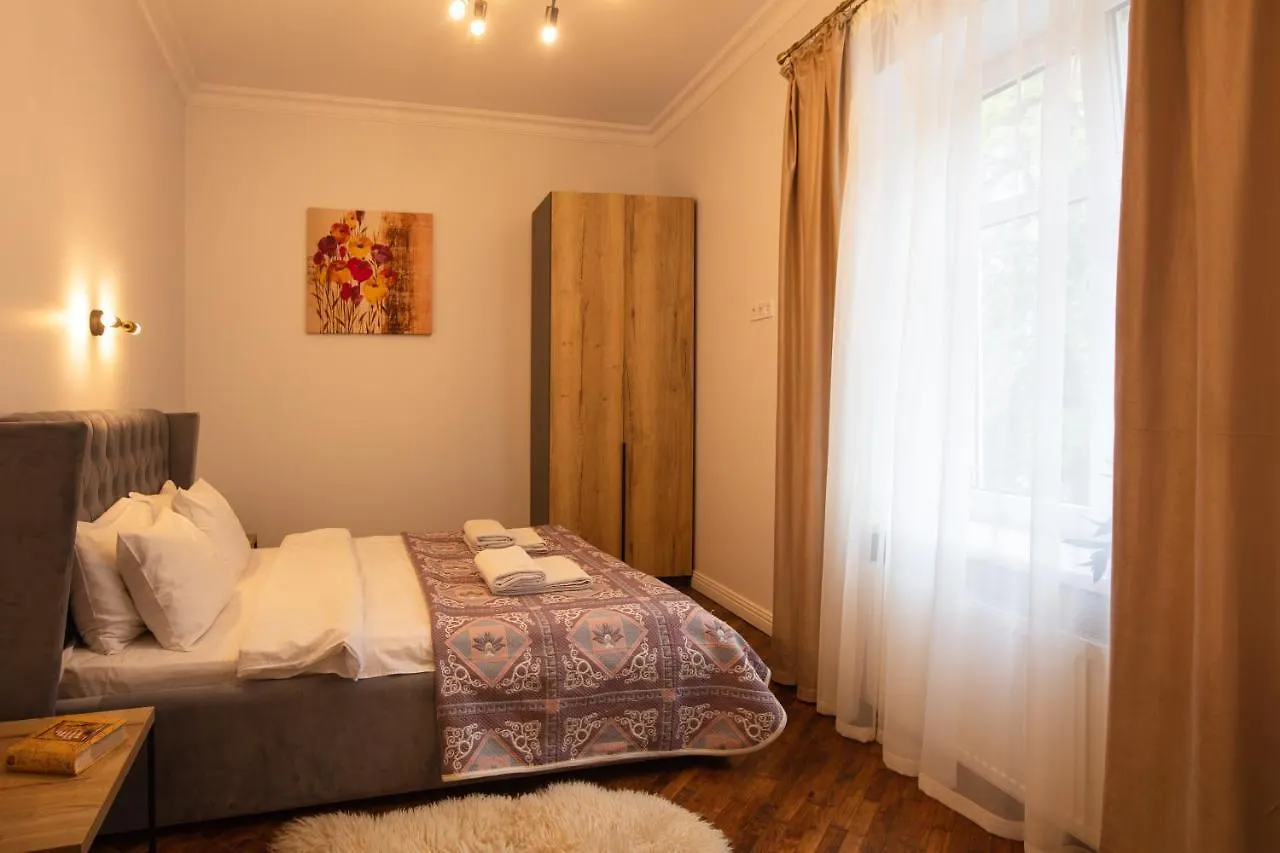 Apartment Friends House- Сучасні Апартаменти В Центрі Львова